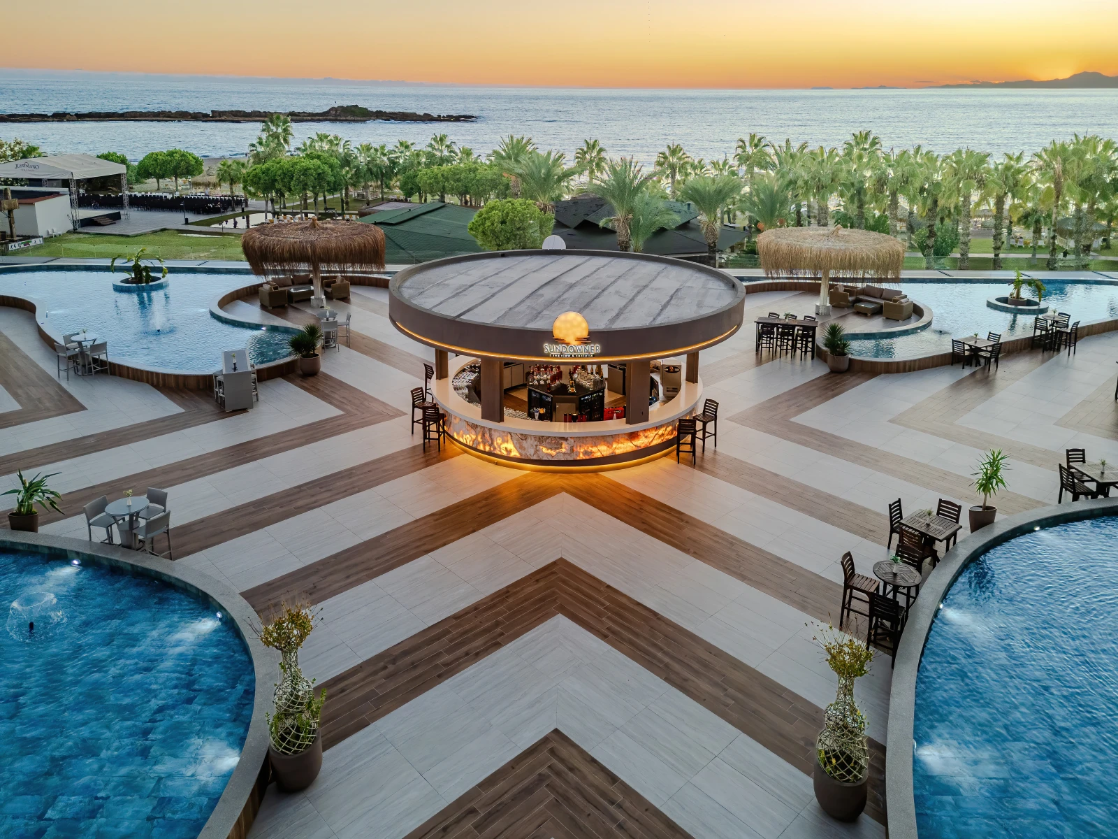 Ala Carte Restaurant